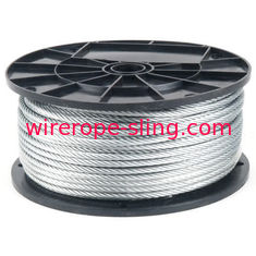 O cabo flexível da categoria dos aviões, vinil revestiu fator de segurança do cabo o grande